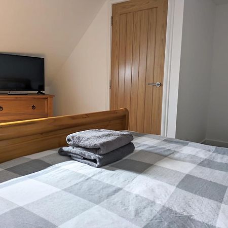 2 Bedroom Townhouse With Seaview On The Nc500 Wick Уик Екстериор снимка