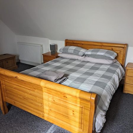 2 Bedroom Townhouse With Seaview On The Nc500 Wick Уик Екстериор снимка